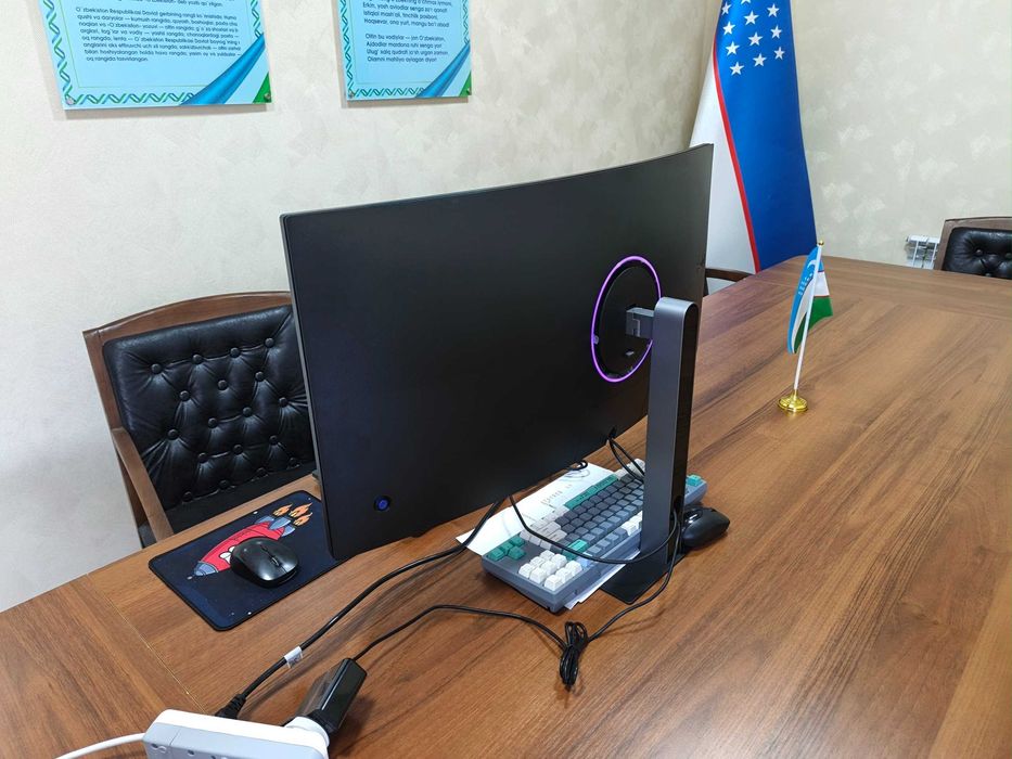 Xiaomi Mi G34WQi monitor 34 -holati ideal