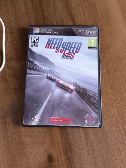 Игровой диск на DVD ПК need for speed в хорошем состоянии.