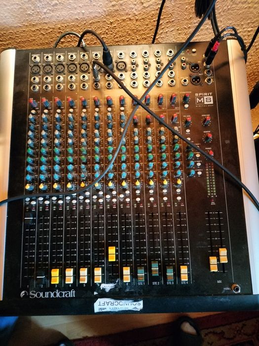 Mixer audio 12 canale Soundcrft