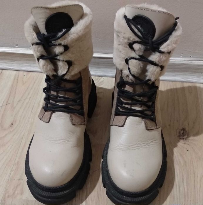 Боти, чизми, маратонки Alessa размер 36