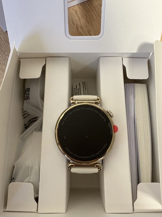 Продавам Huawei Watch GT 6 – Нов, запечатан