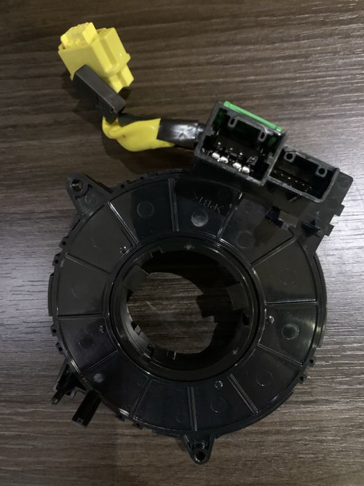 Лентов кабел за Mitsubishi Outlander II