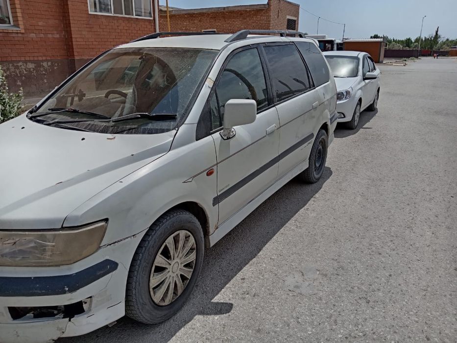 Продам митсубиси шариот