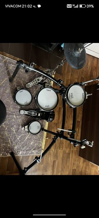 Продавам Roland TD 30