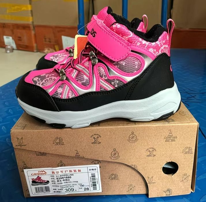 Продам новые сапожки