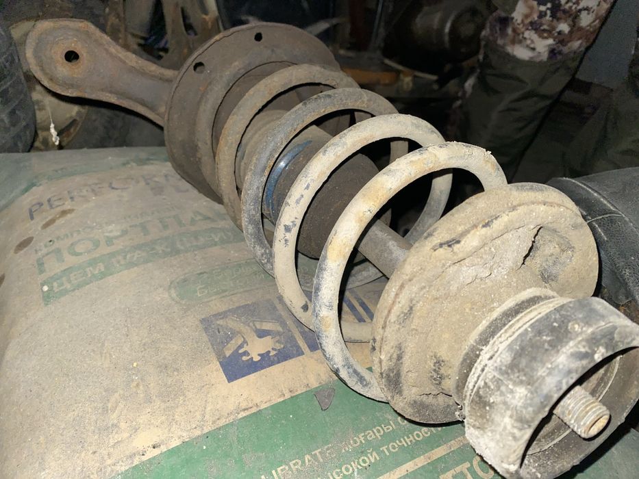 Запчасти на жигули и ауди