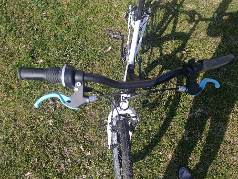 Bicicleta copii 24", 8-12 ani