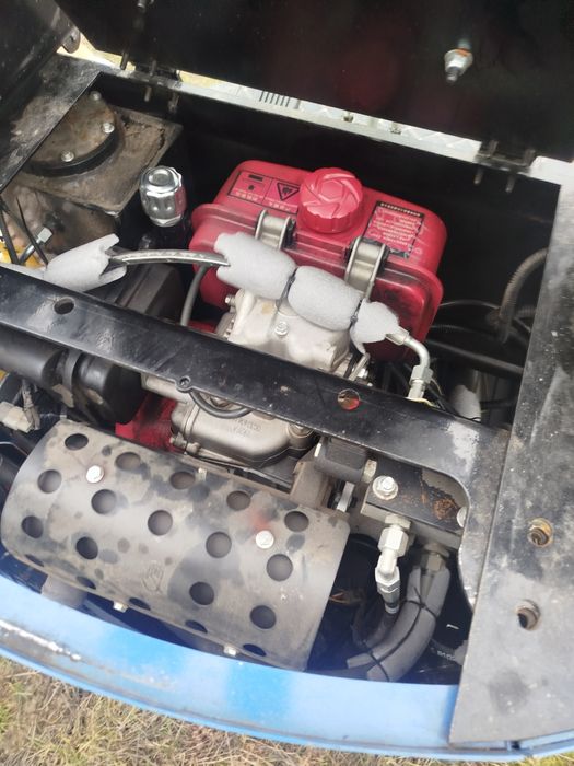 Vând mini excavator 1 tona