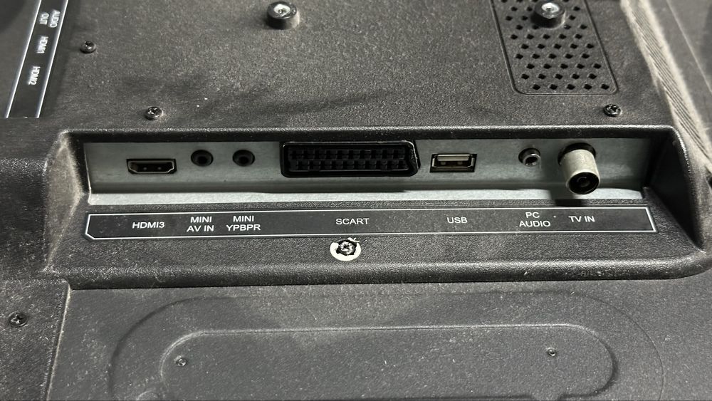 Телевизор ELENBERG