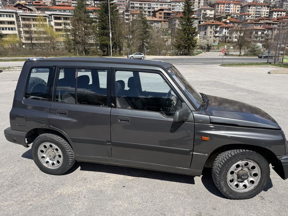 Продавам Suzuki Vitara