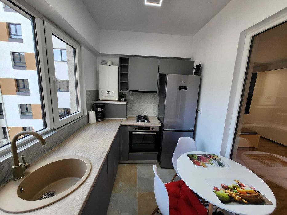 proprietar inchiriez studio central address