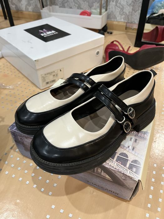 Продам обувь разные