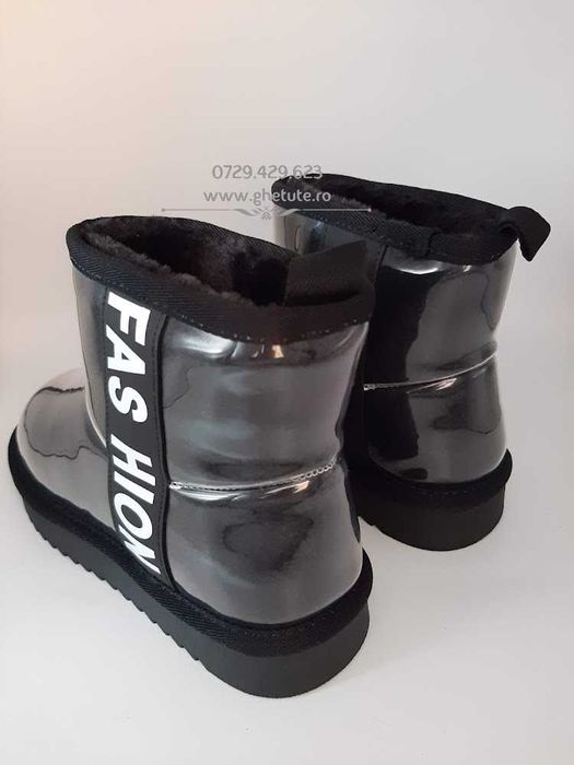 Ghete / cizme UGG mini clasic , impermeabile, 35 si 37