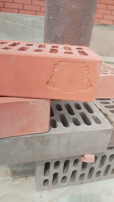 Российский8 кирпич утолщенный и одинарный марка 150