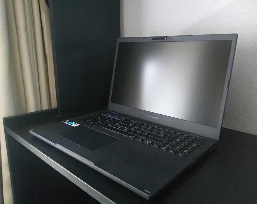ASUS ExpertBook L2