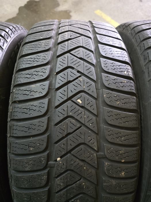 4 anvelope 225 55 R 16 Pirelli iarna