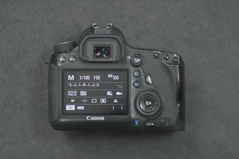 Фотоаппарат Canon EOS 6D (WG) Body