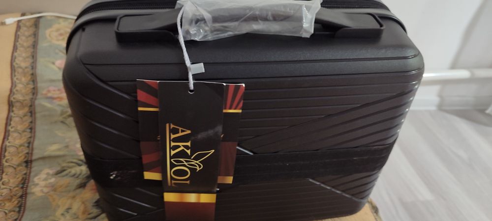 Продам саквояж для ручной клади