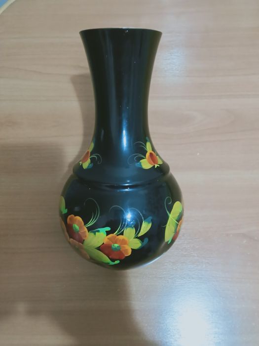 Красивая  ваза (Россия)