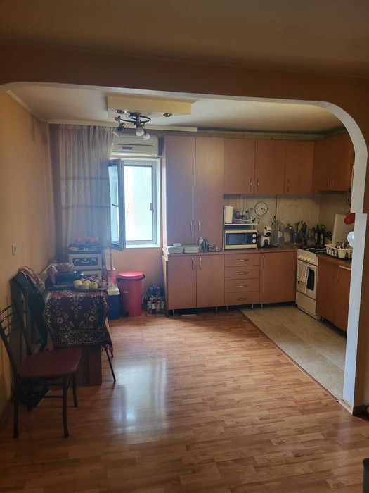 Vand apartament 3 camere Rosiori de Vede