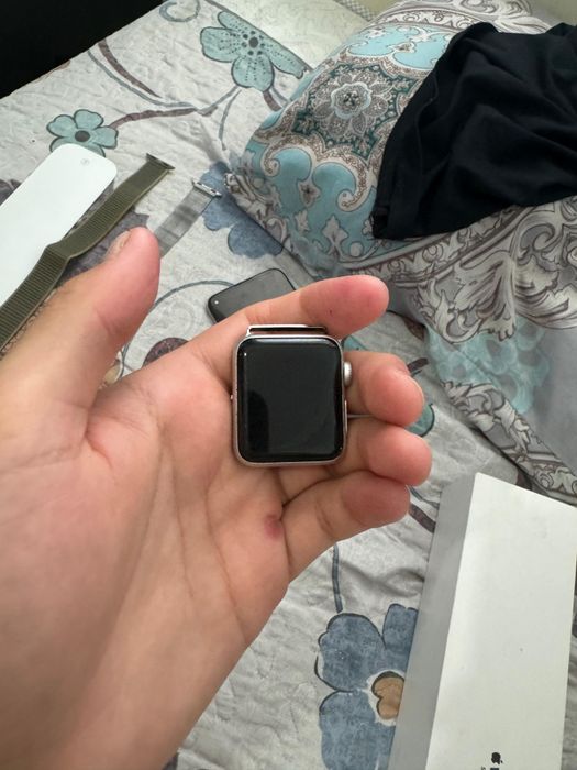 продам apple watch 3