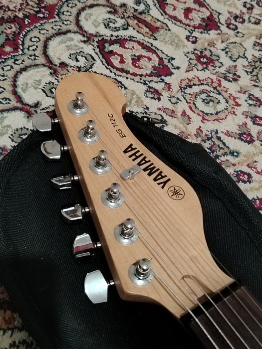 Электрогитара Yamaha eg112c