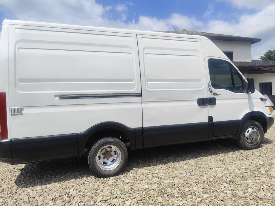 Vand Autoutilitara Iveco Daily