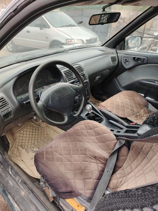 Продам машину субару