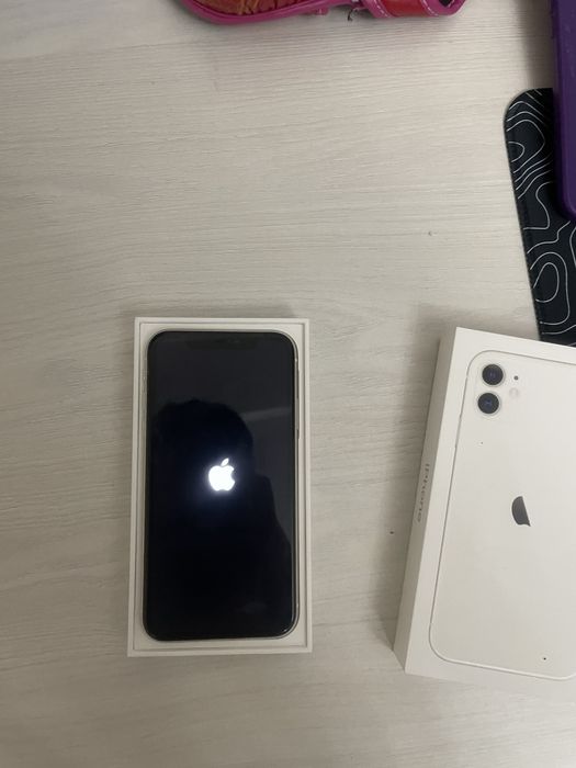 iPhone 11.