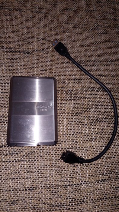 Переносной жесткий диск