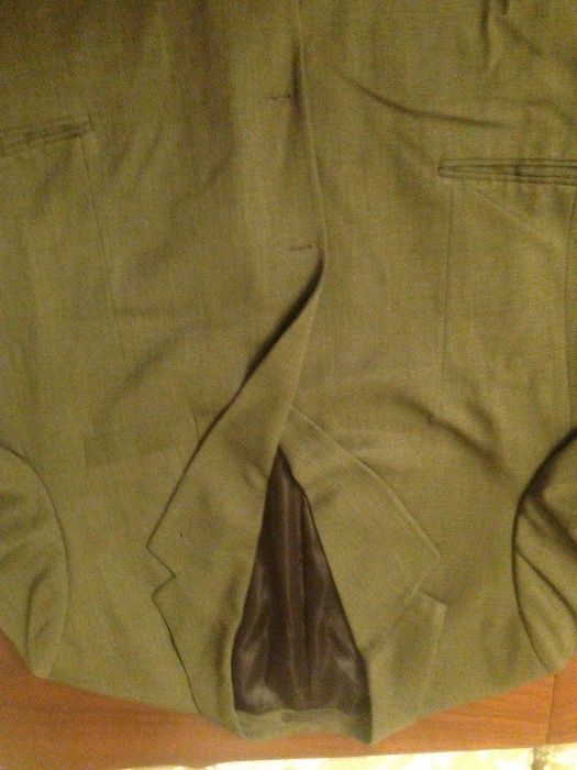 Продаю Костюмы Больших Размеров 60-62 от 180 тыщ