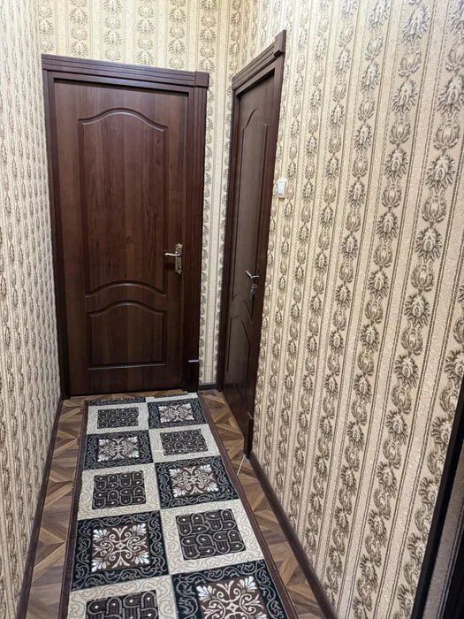 Квартира на метро Тинчлик 4/2/4 общ пл 90м с обстановкой +Парковка