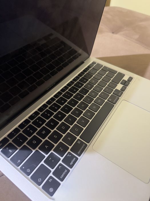 MacBook Air 2020 M1