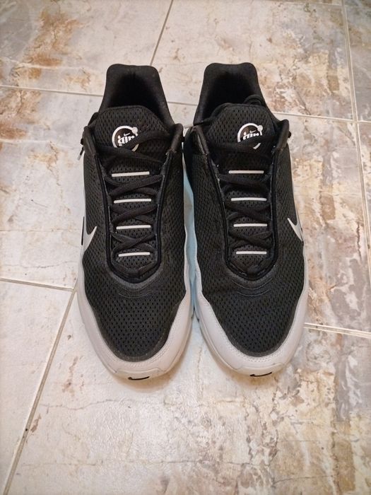 Маратонки Nike air max