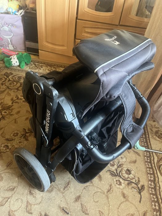 Продам детскую коляску