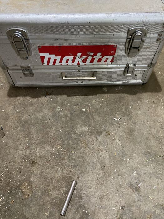 Filetanta Makita 10,8 v