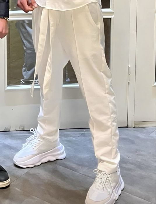 Vand pantaloni eleganti