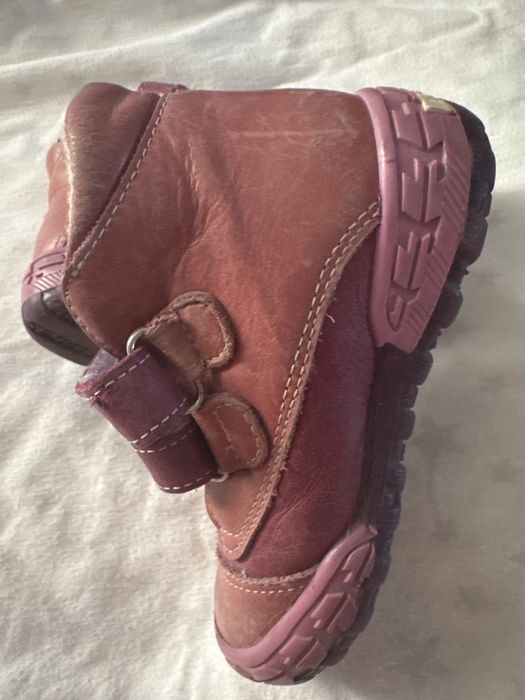 Детская обувь на девочку