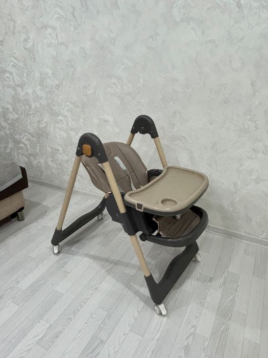Продам стульчик для кормление