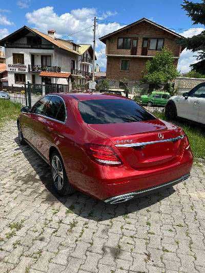 Mercedes E-Classe W213 2018г седан на ЧАСТИ
