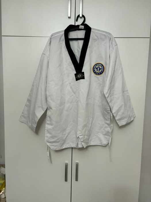 Кимоно таэквондо 3000 т,  разм 48