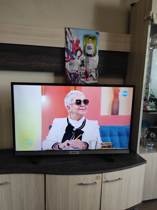 LED Телевизор GRINDING 40 инча