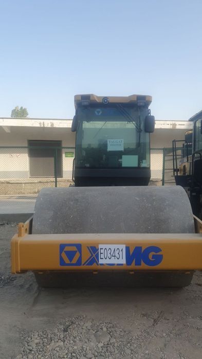 Вибрационный каток XCMG XS163J