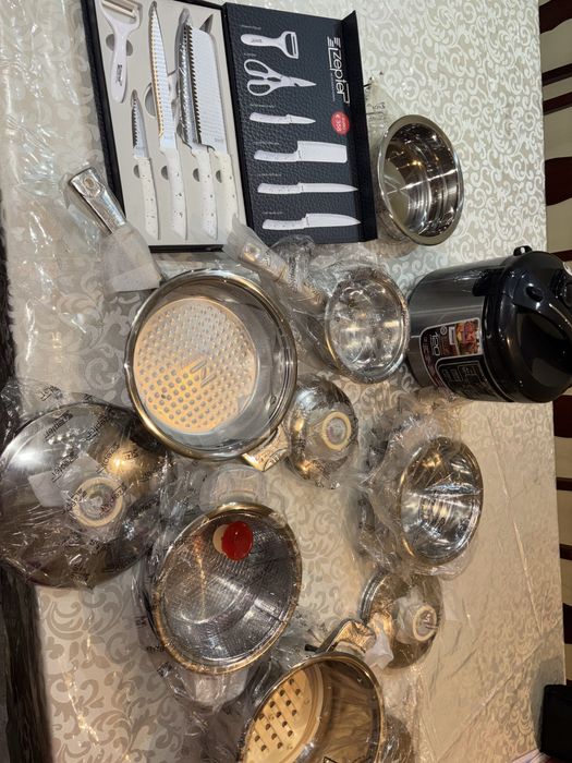 Набор посуды для кухни и мультиварка