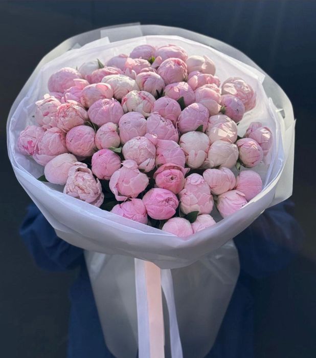 Гербера, георгины, пионы