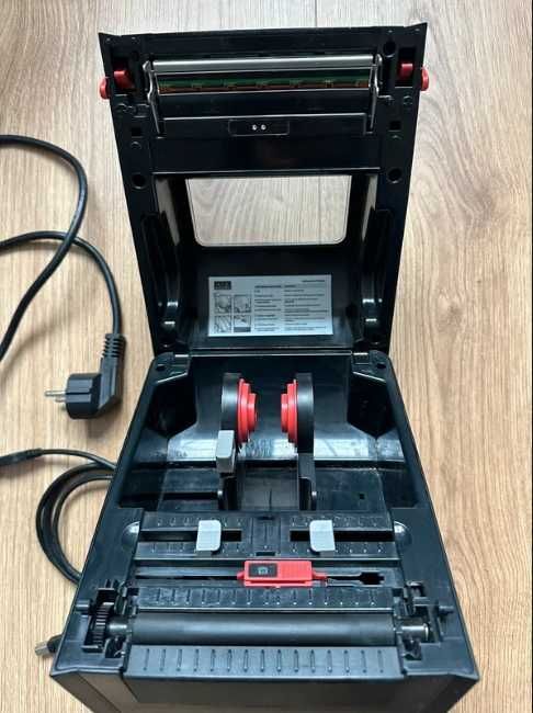 Imprimanta Honeywell PC42d desktop direct thermal label printer