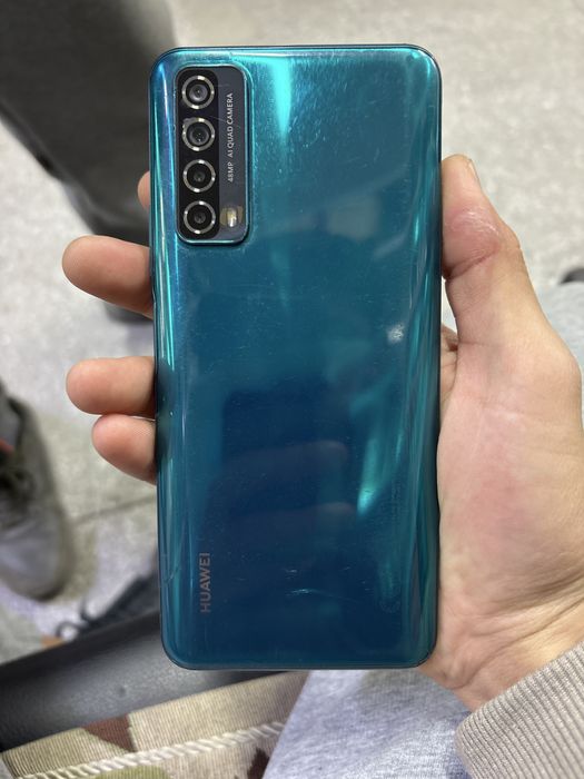 Продам телефон Huawei
