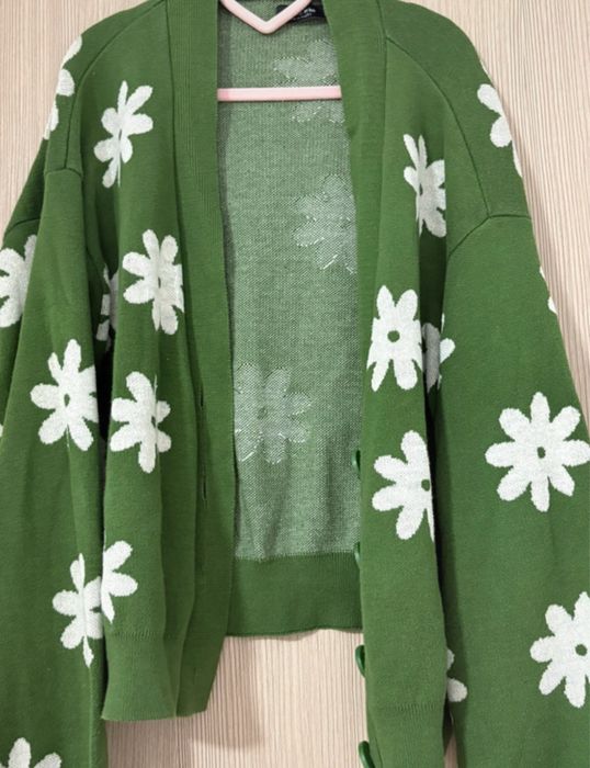 cardigan verde cu flori superb