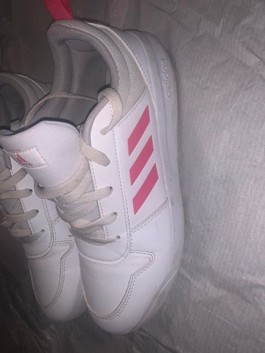 Оригинални маратонки адидас