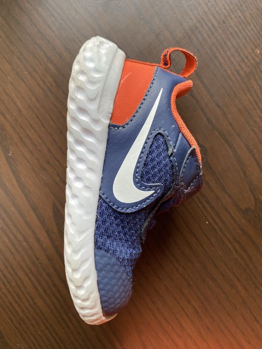 Nike Revolution 5, номер 22